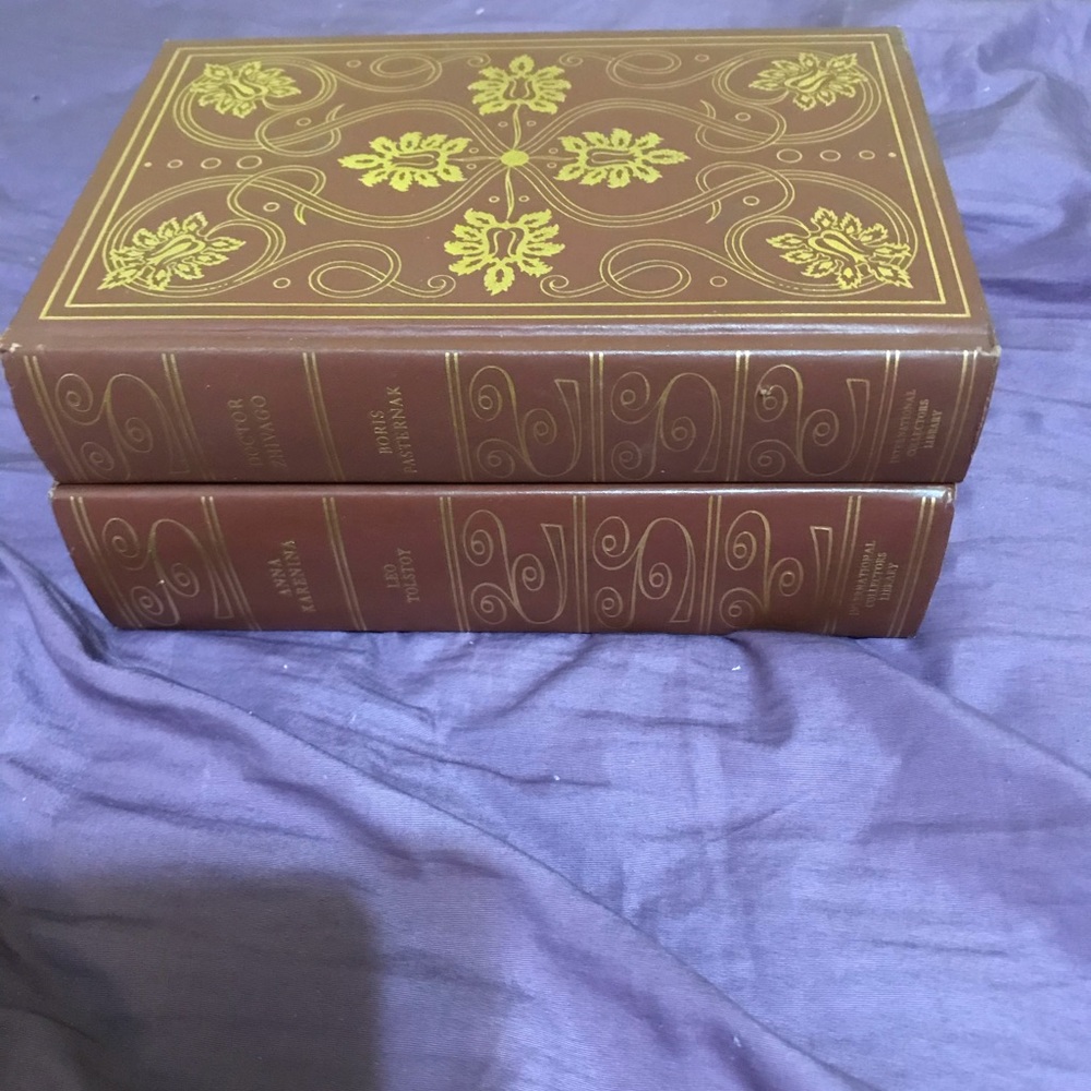 International collectors library book bundle